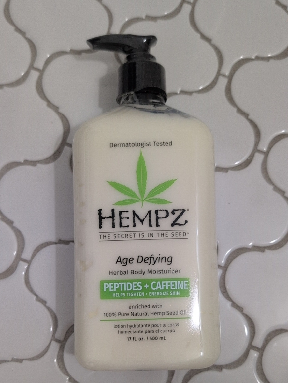 Hempz Age Defying Herbal Body Moisturizer - White & Green 17oz